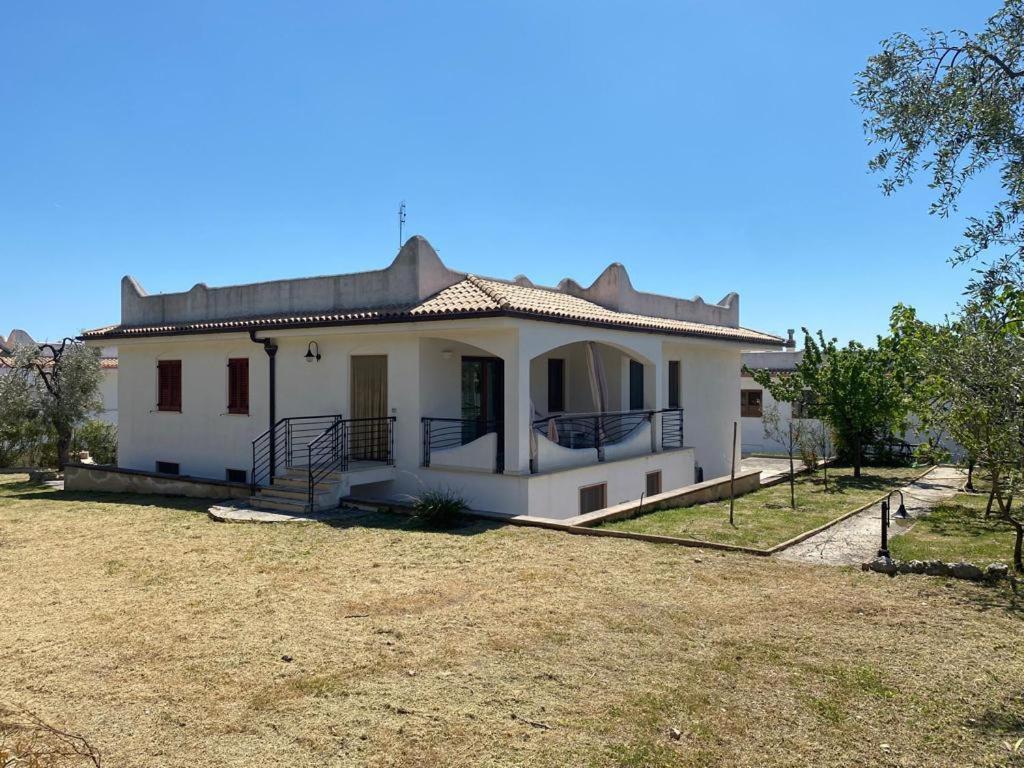 Casa Vacanze Rinaldi Mattinata Bagian luar foto