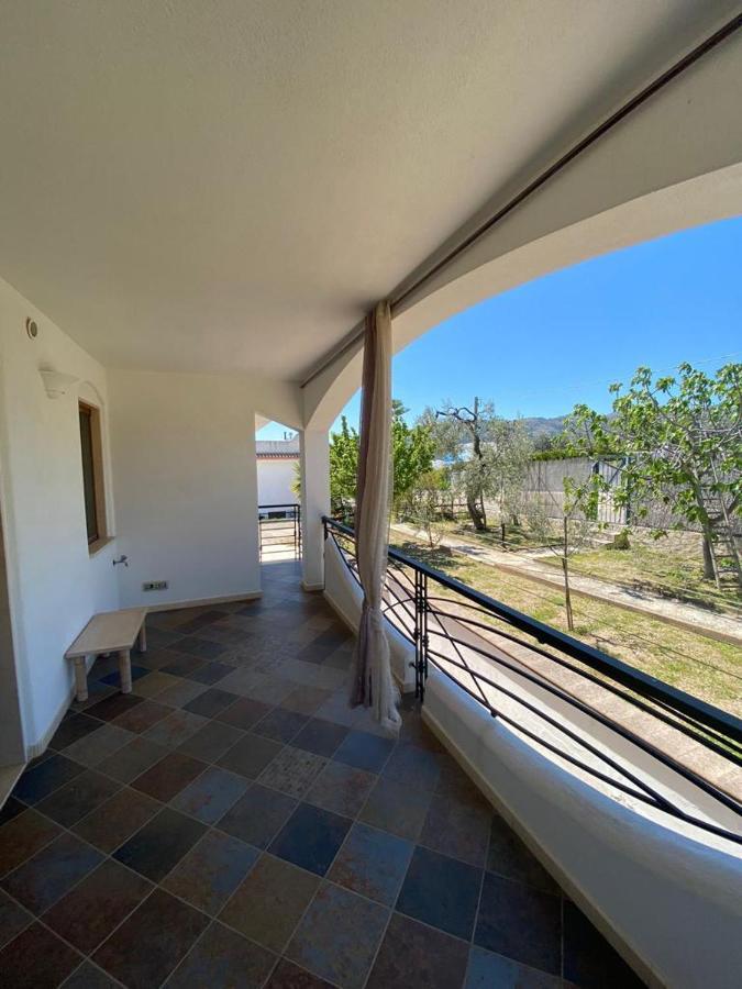Casa Vacanze Rinaldi Mattinata Bagian luar foto