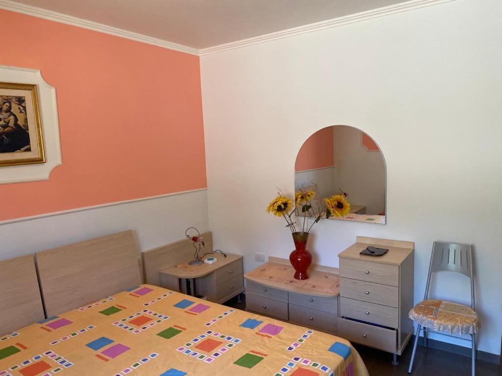 Casa Vacanze Rinaldi Mattinata Bagian luar foto